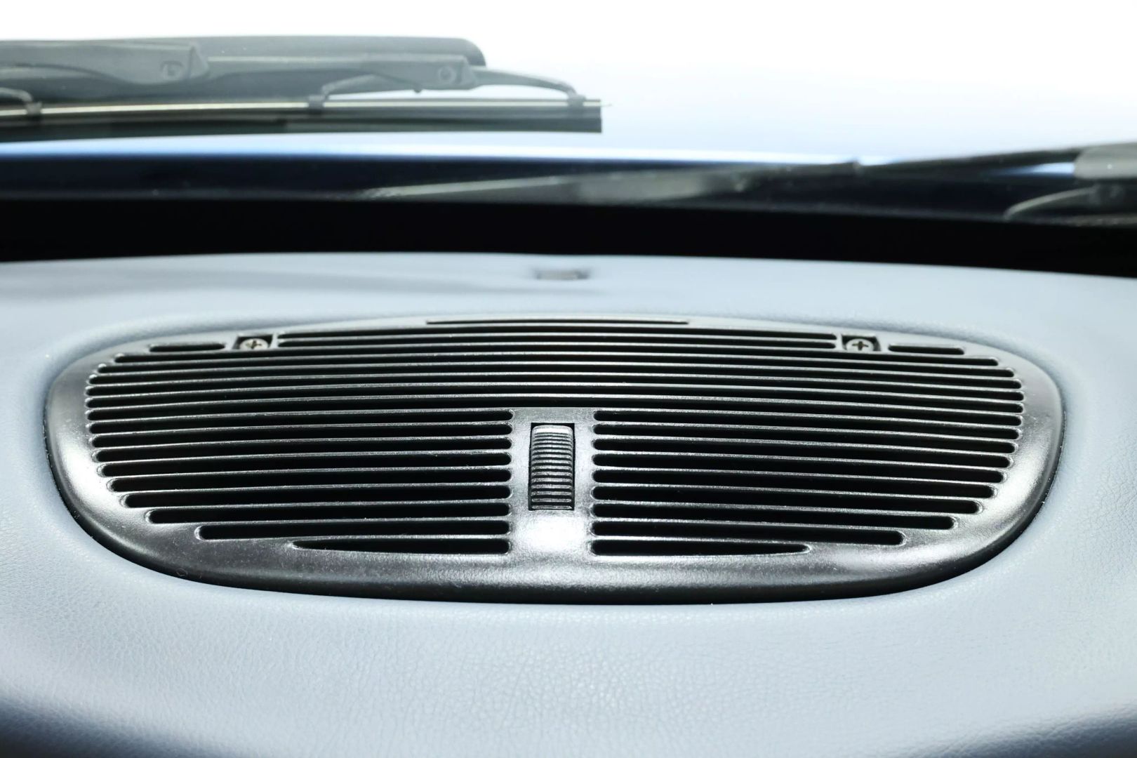 2004 Maserati Coupe - Image 38
