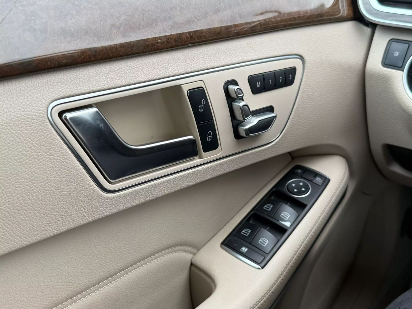 2014 Mercedes-benz E-class - Image 47