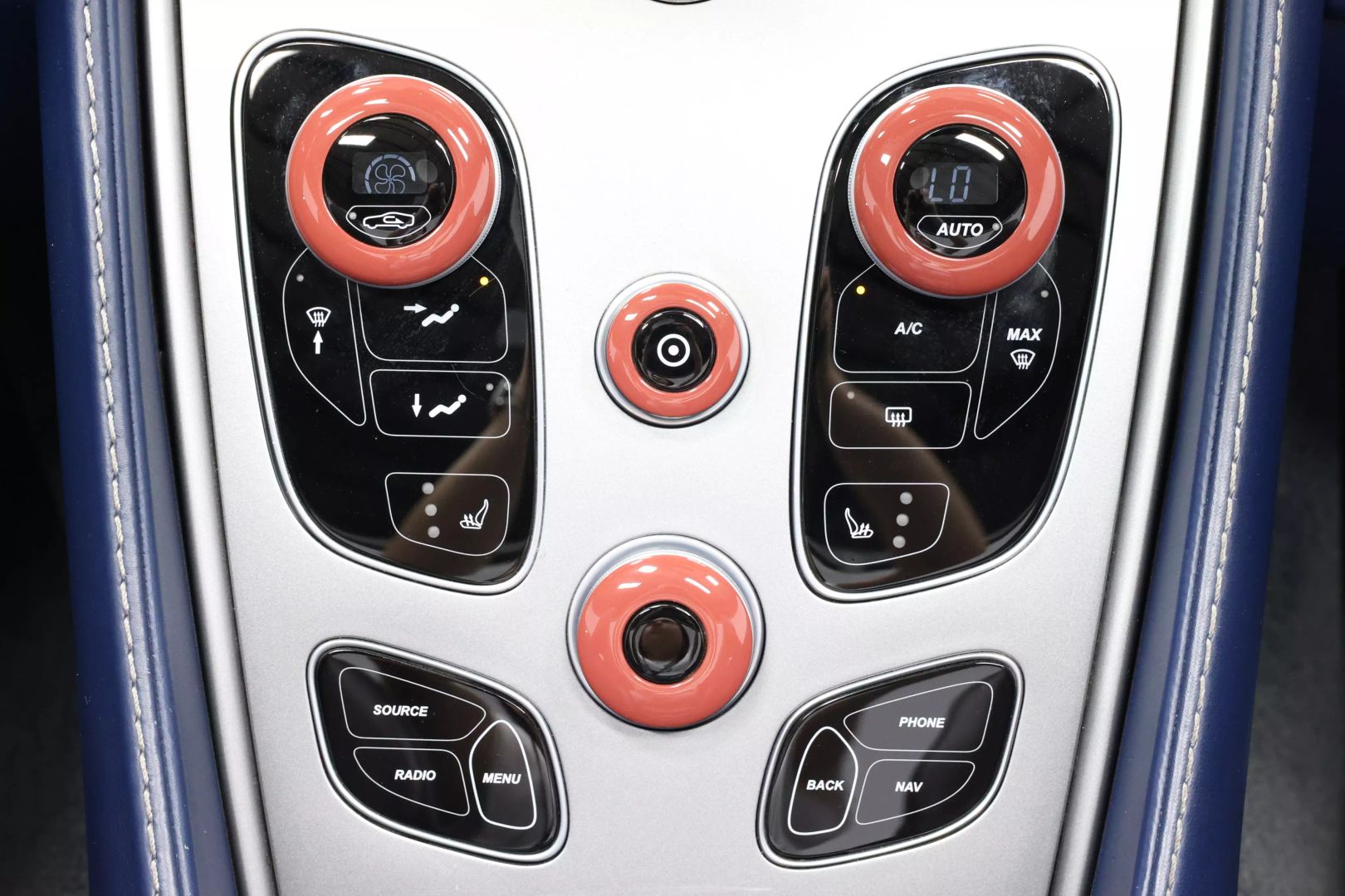 2015 Aston Martin Vanquish - Image 37