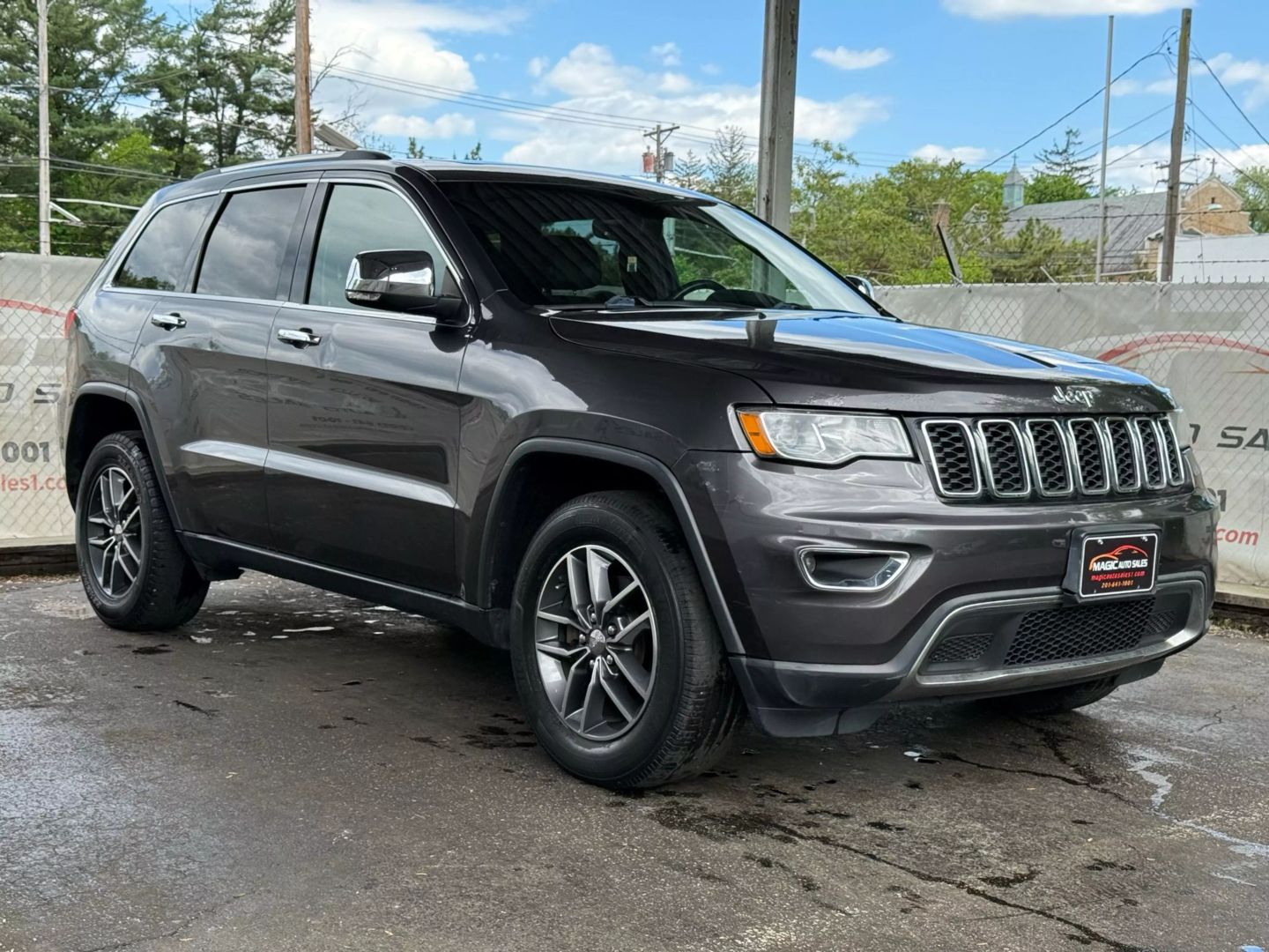 2017 Jeep Grand Cherokee - Image 6
