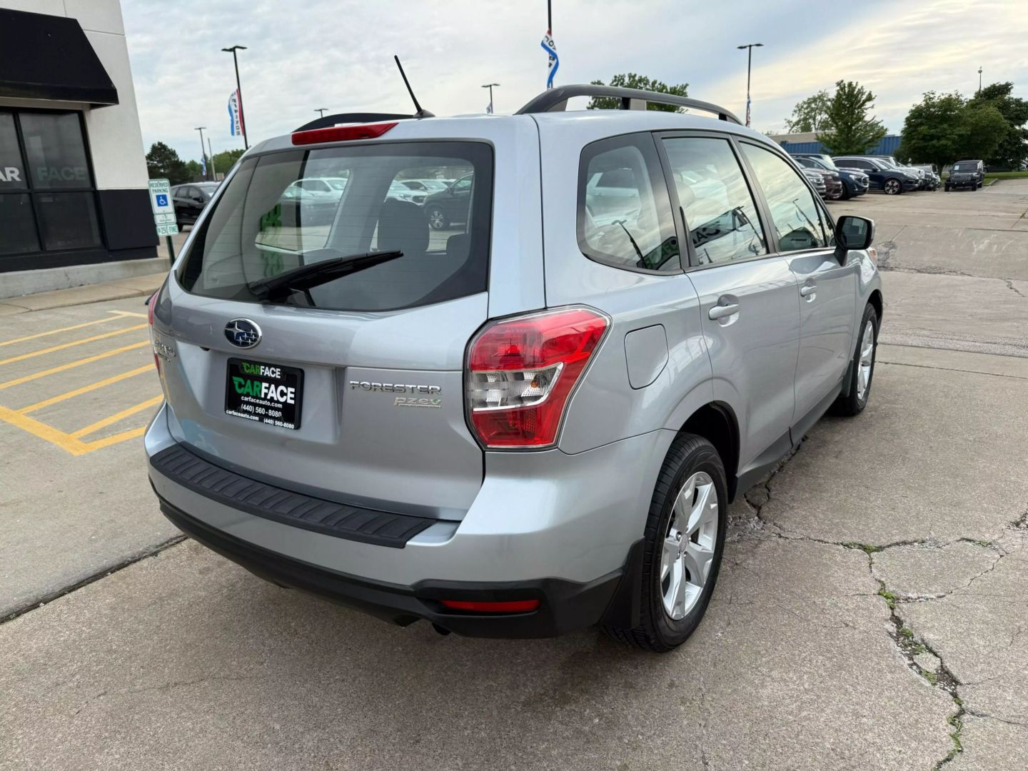 2015 Subaru Forester - Image 13