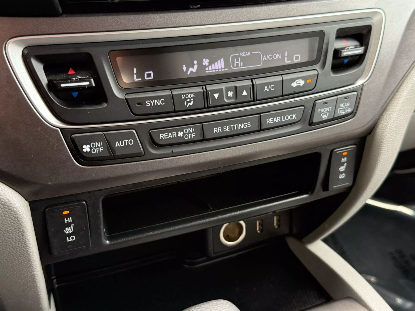 2016 Honda Pilot - Image 42