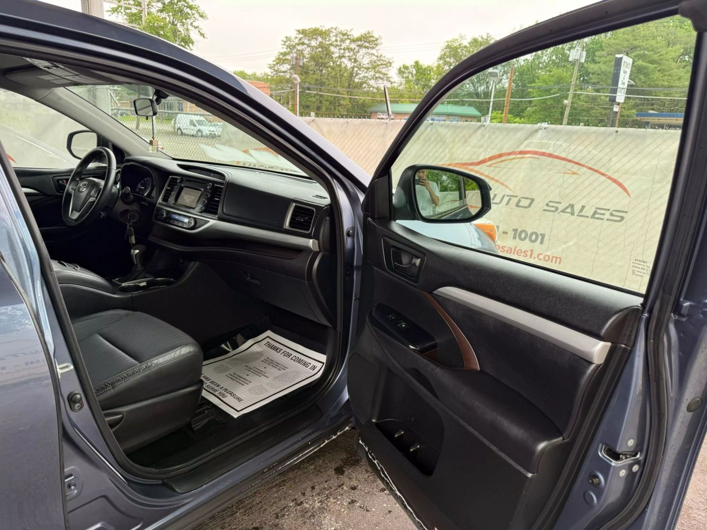 2015 Toyota Highlander - Image 24