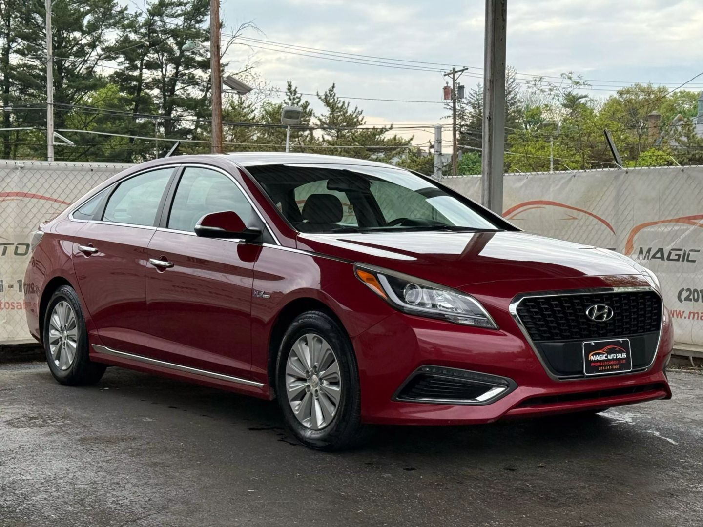 2016 Hyundai Sonata Hybrid - Image 6