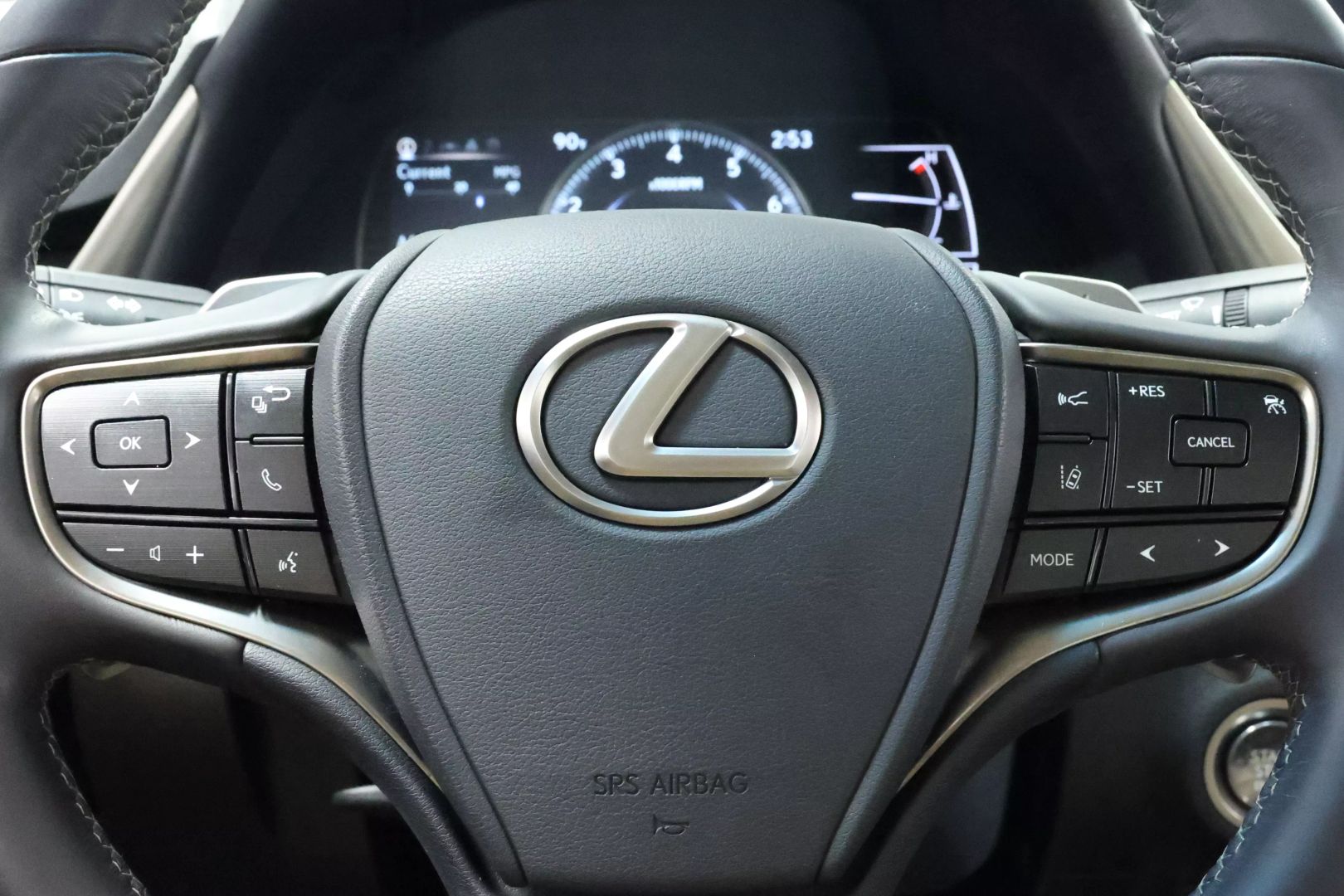 2020 Lexus Es - Image 24