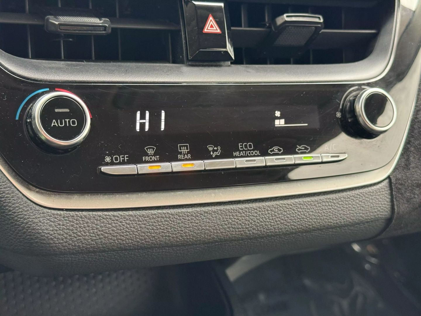 2022 Toyota Corolla - Image 37