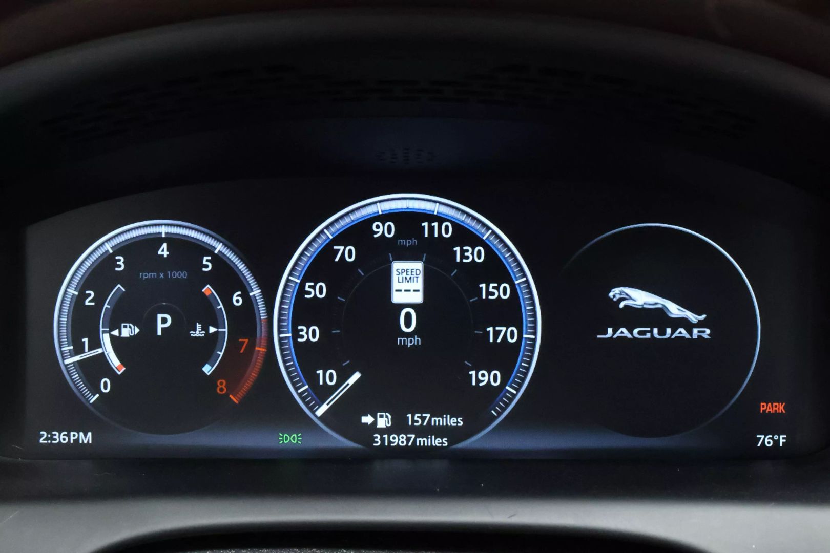 2017 Jaguar Xj - Image 28