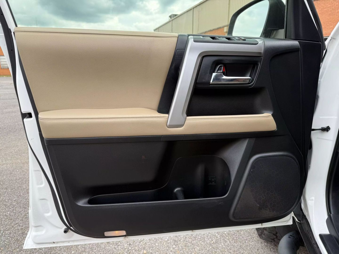 2020 Toyota 4runner - Image 12