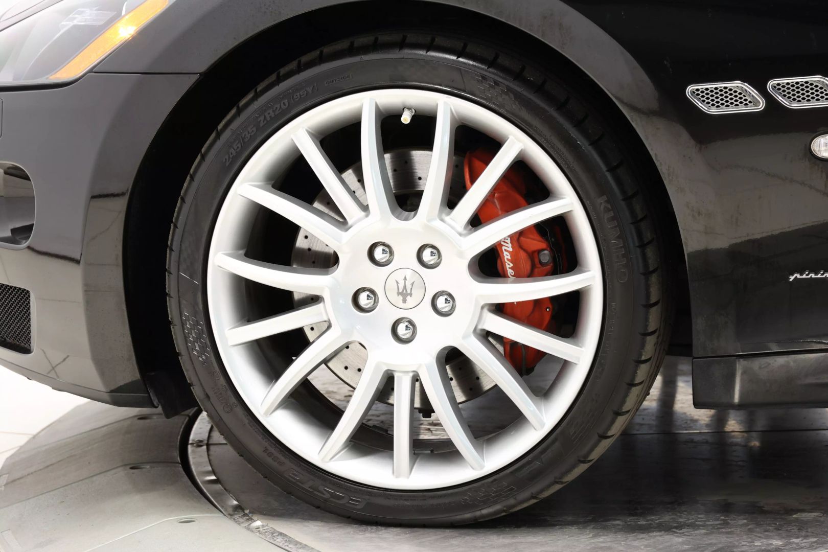 2013 Maserati Granturismo - Image 113