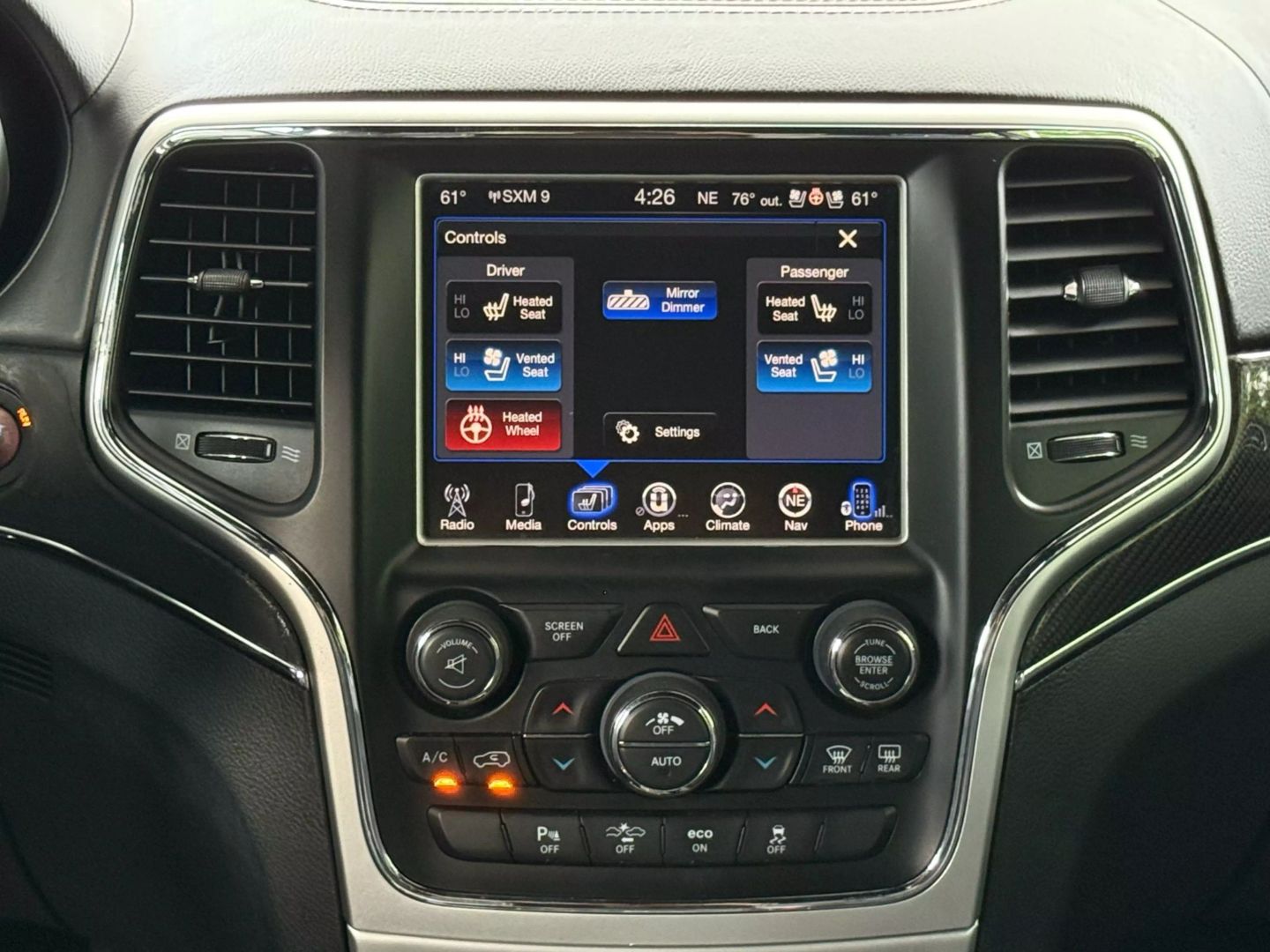 2014 Jeep Grand Cherokee - Image 33