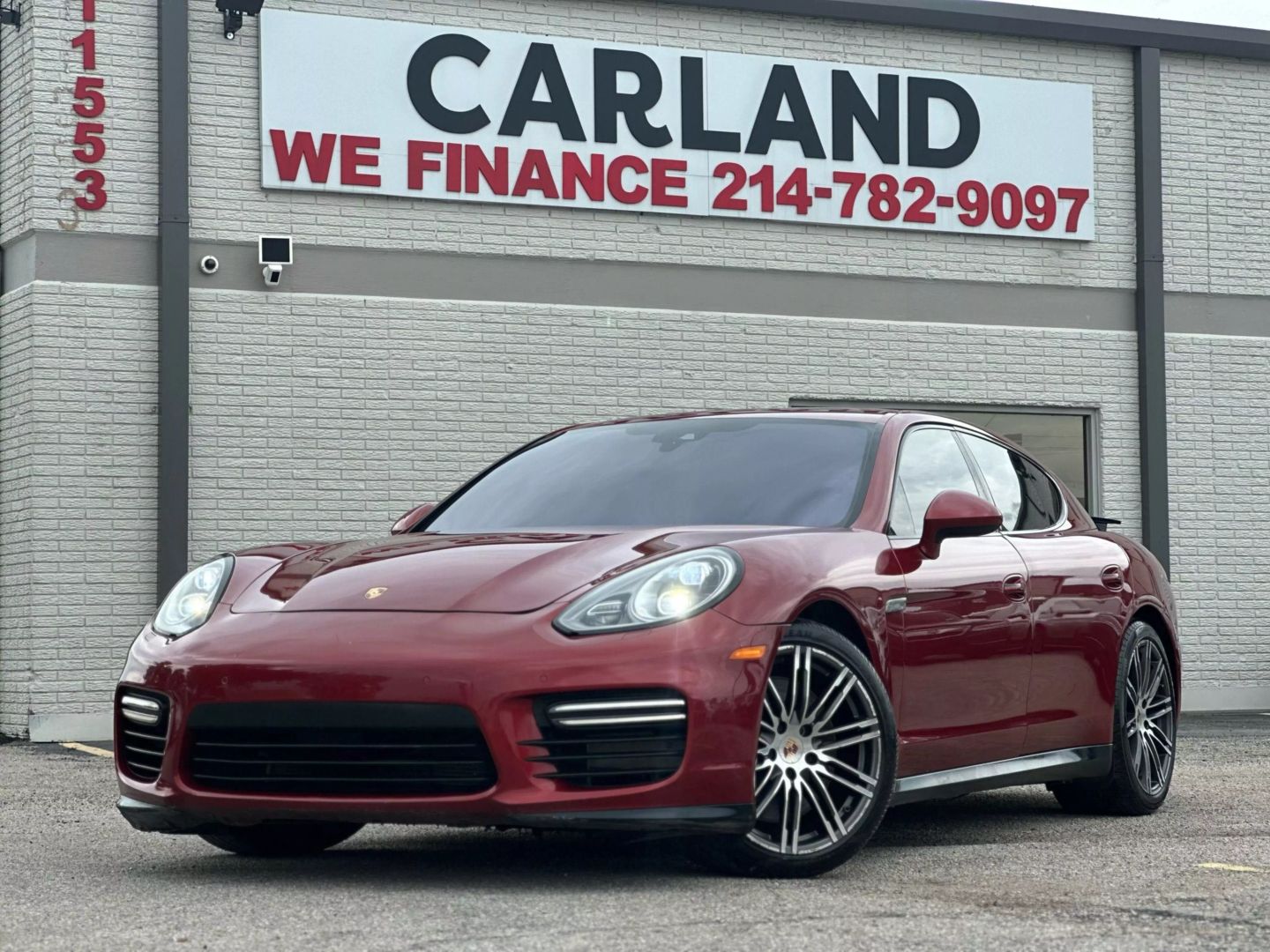 2014 Porsche Panamera - Image 1