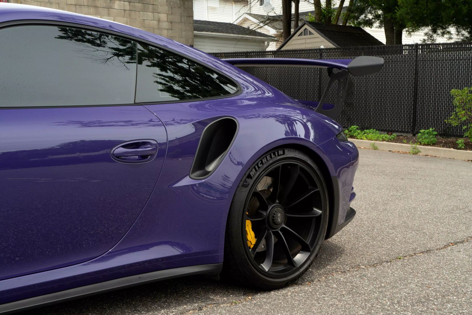 2016 Porsche 911 - Image 32