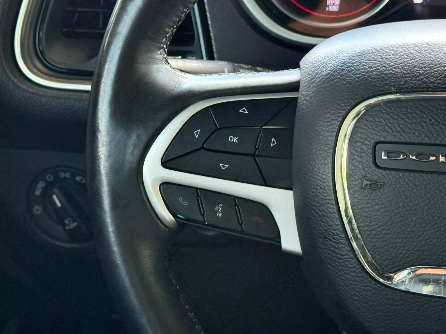 2017 Dodge Challenger - Image 28