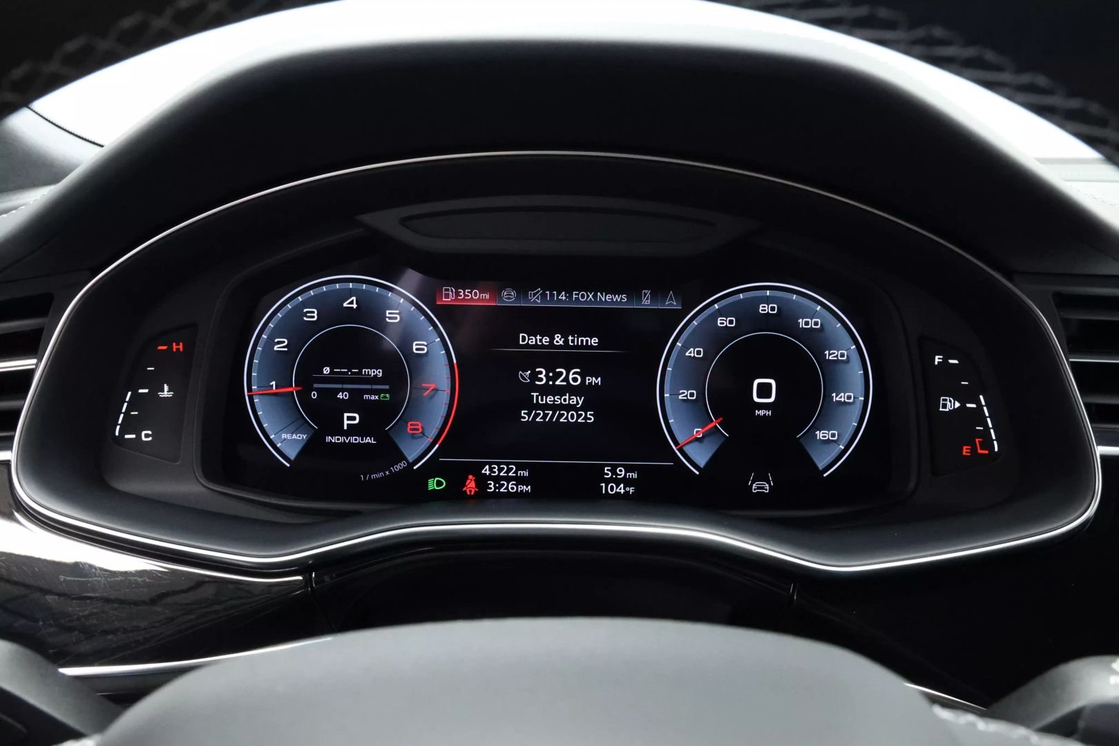 2025 Audi Q8 - Image 29