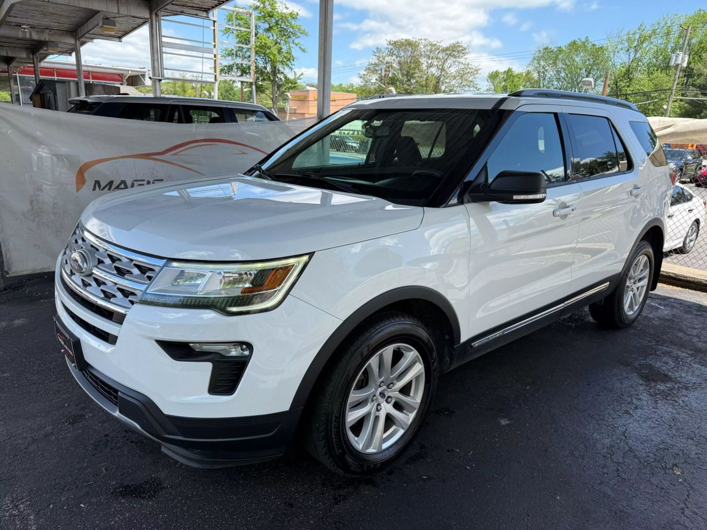 2019 Ford Explorer - Image 8