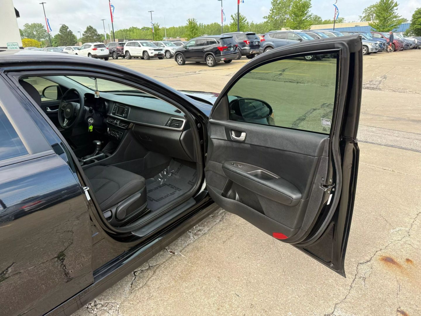 2016 Kia Optima - Image 22