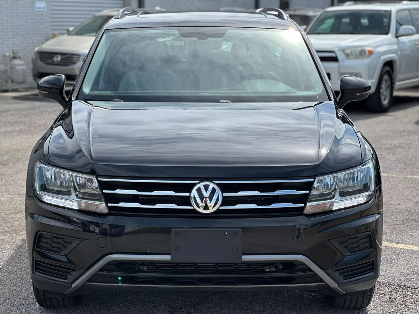 2020 Volkswagen Tiguan - Image 10