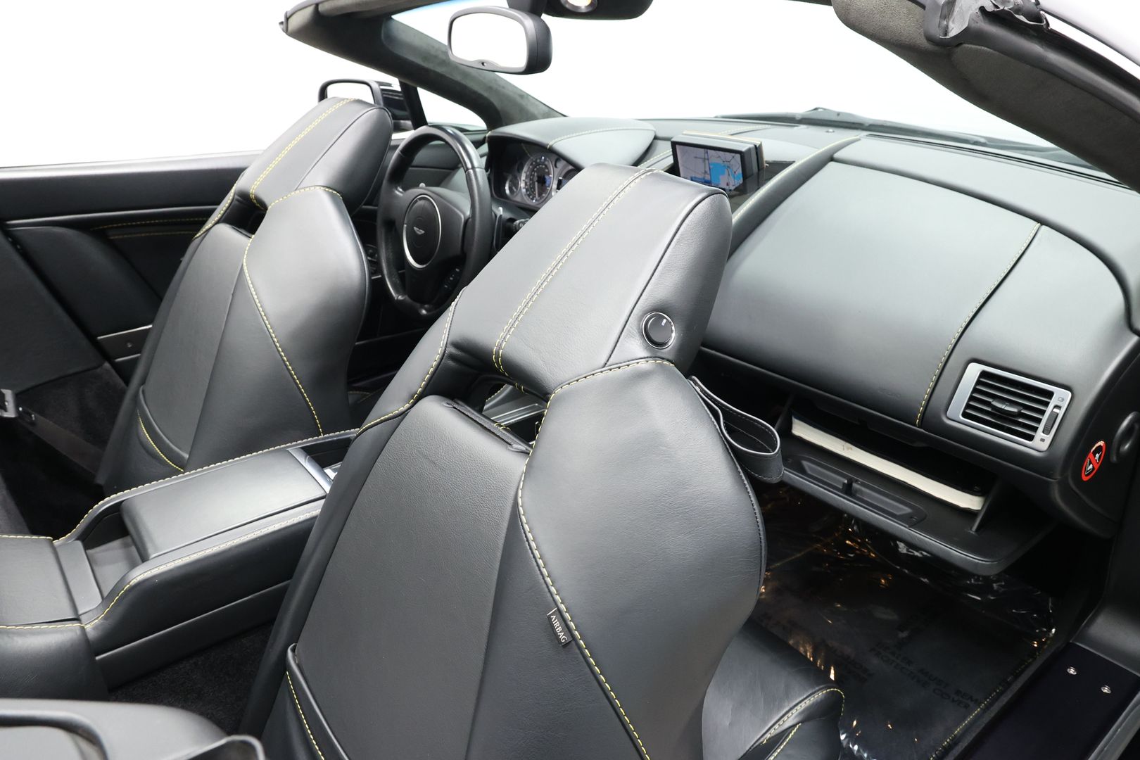 2008 Aston Martin Vantage - Image 63