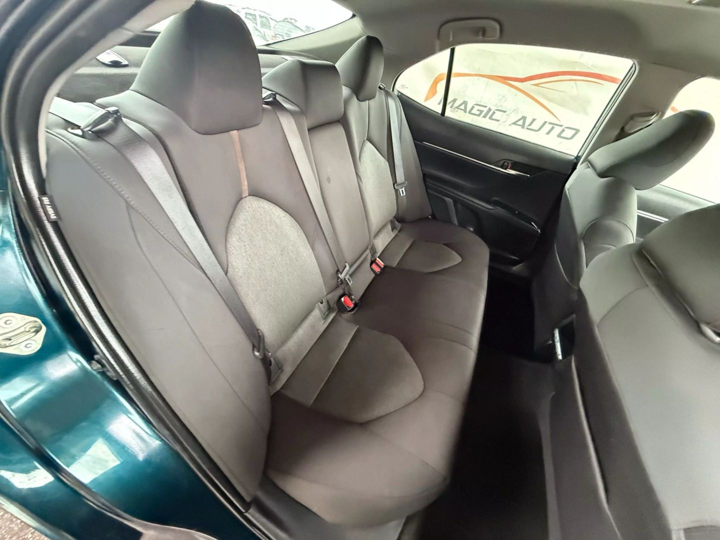 2019 Toyota Camry - Image 23