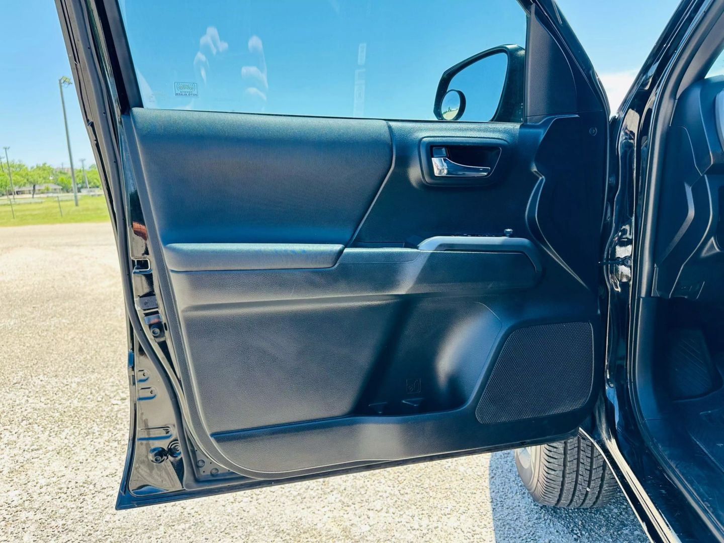 2016 Toyota Tacoma Access Cab - Image 16