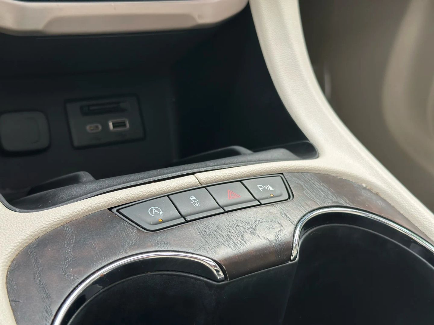 2020 GMC ACADIA SUV V6, 3.6 LITER DENALI SPORT UTILITY 4D
