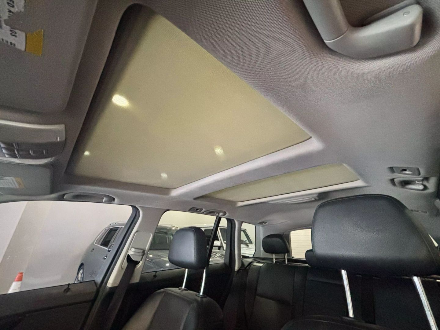 2014 Mercedes-benz Glk-class Glk 350 4matic Sport Utility 4d - Image 11
