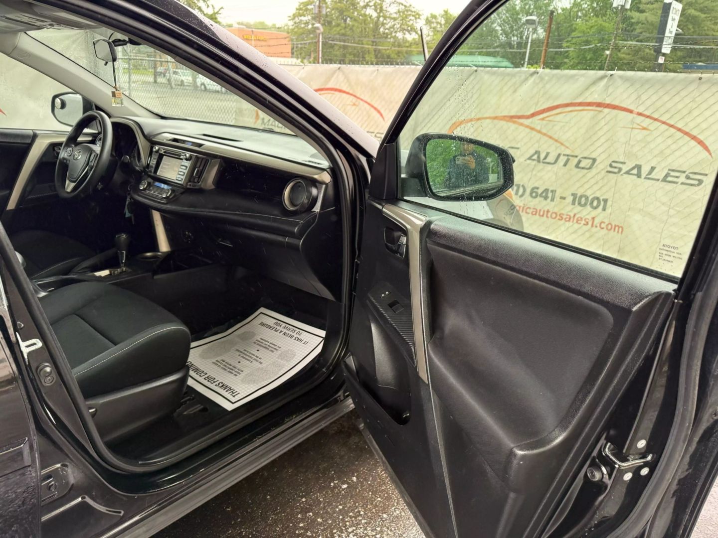 2015 Toyota Rav4 - Image 24