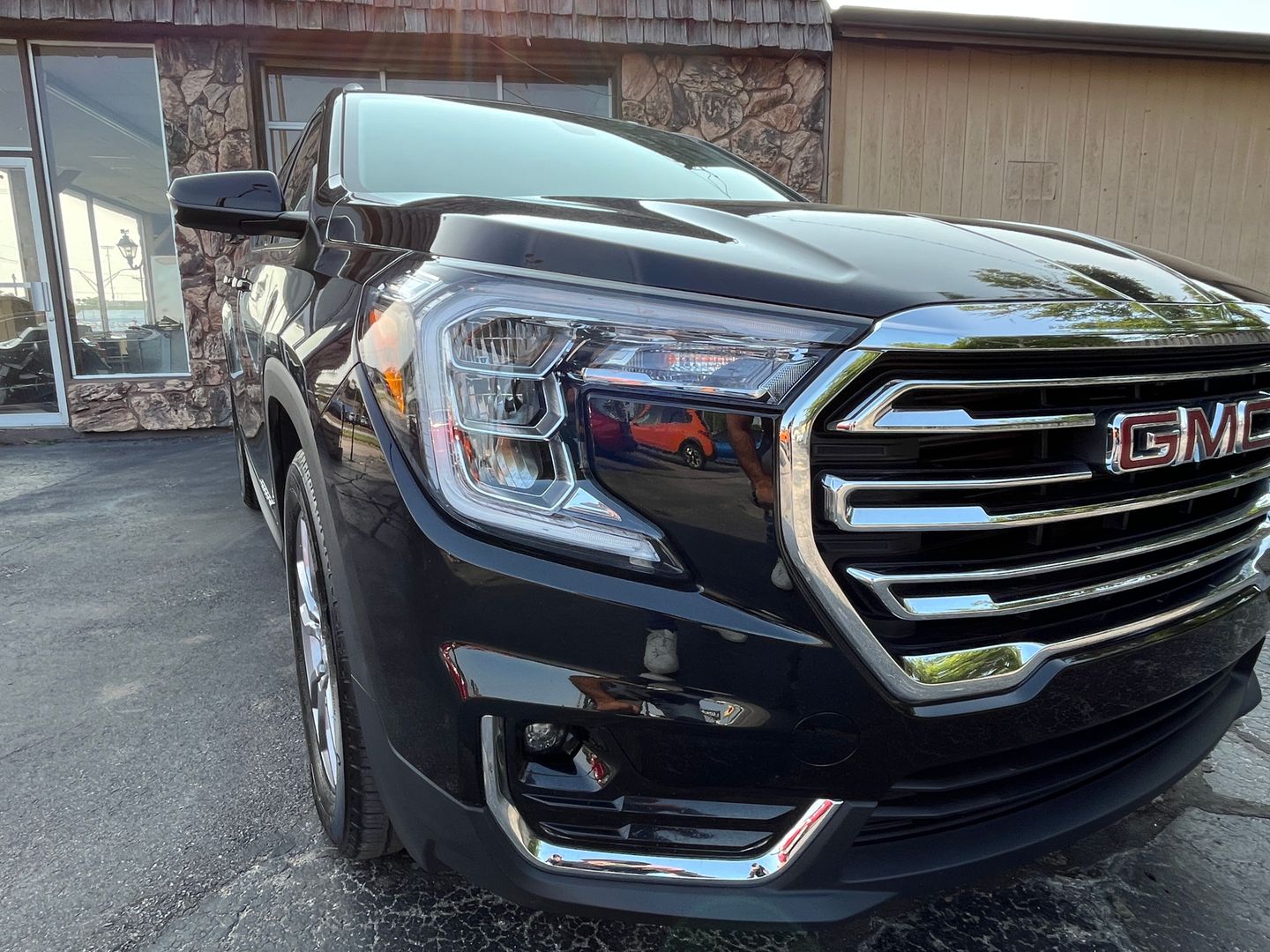 2024 GMC TERRAIN SUV 4-CYL, TURBO, 1.5 LITER SLT SPORT UTILITY 4D