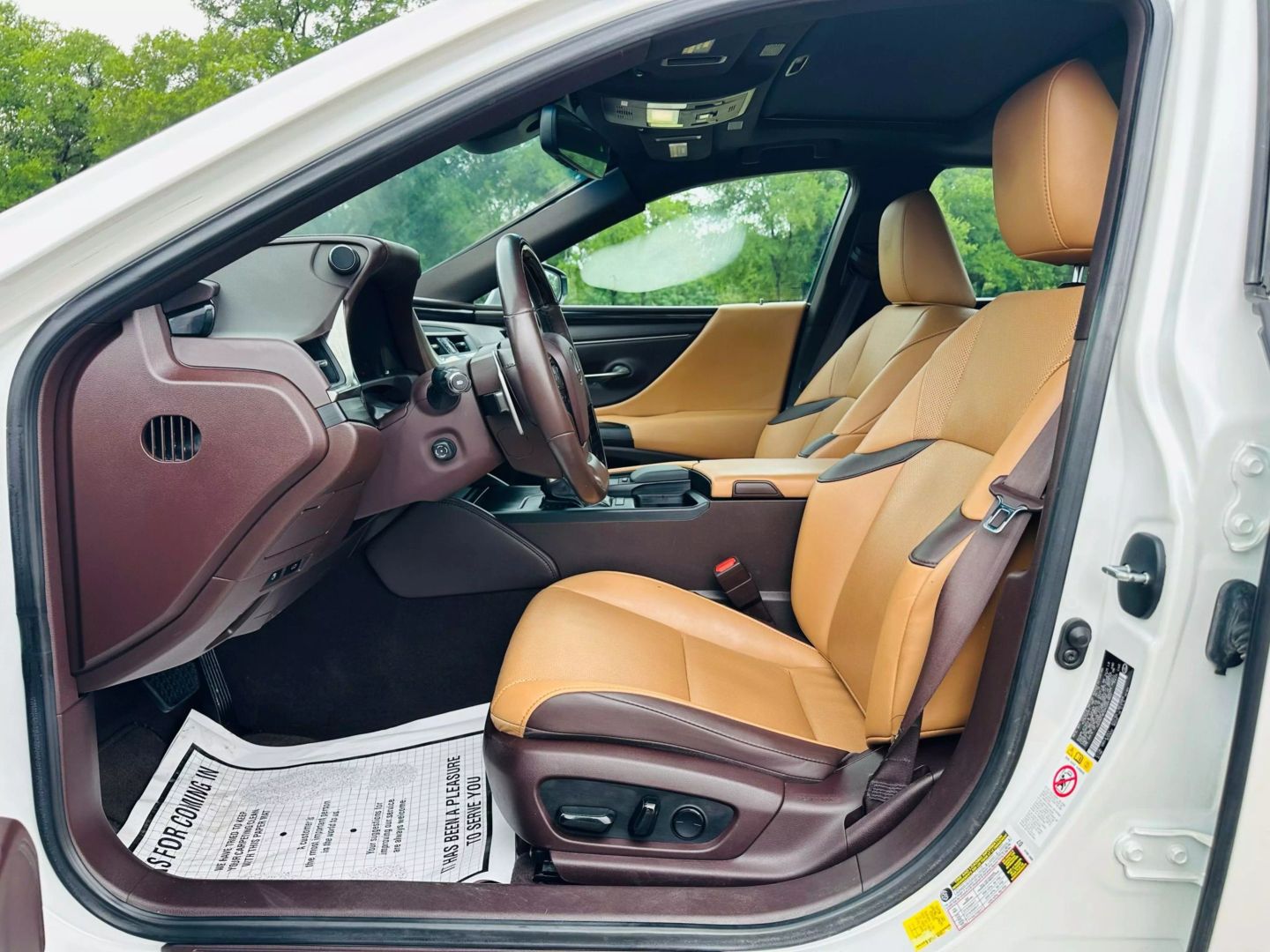 2019 Lexus Es - Image 13