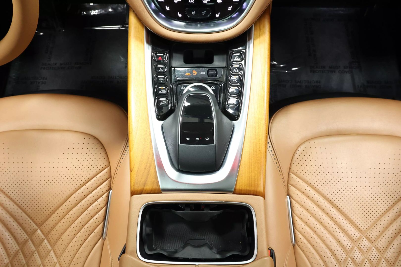 2021 Aston Martin Dbx - Image 49
