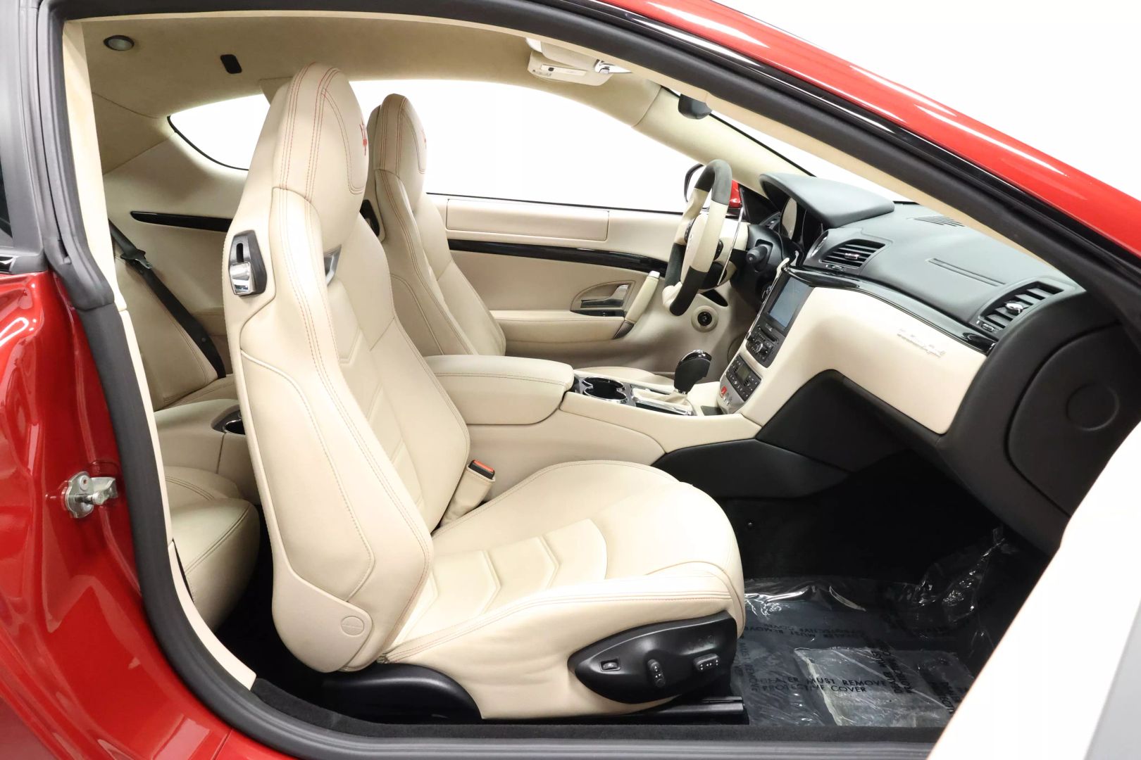 2013 Maserati Granturismo - Image 87