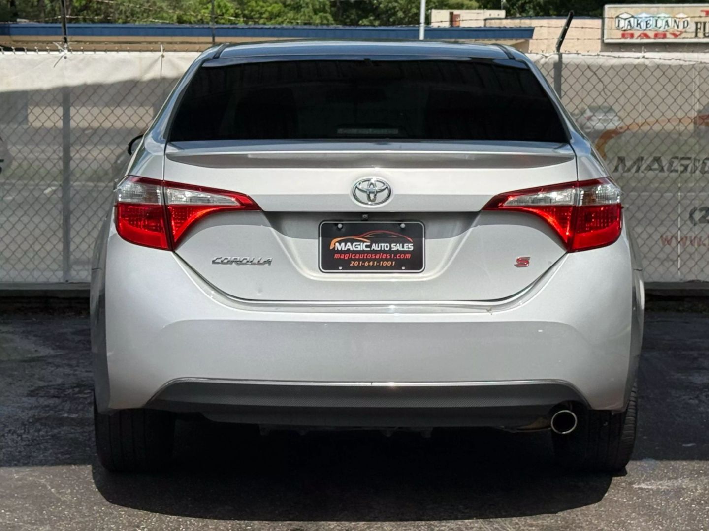 2015 Toyota Corolla - Image 10