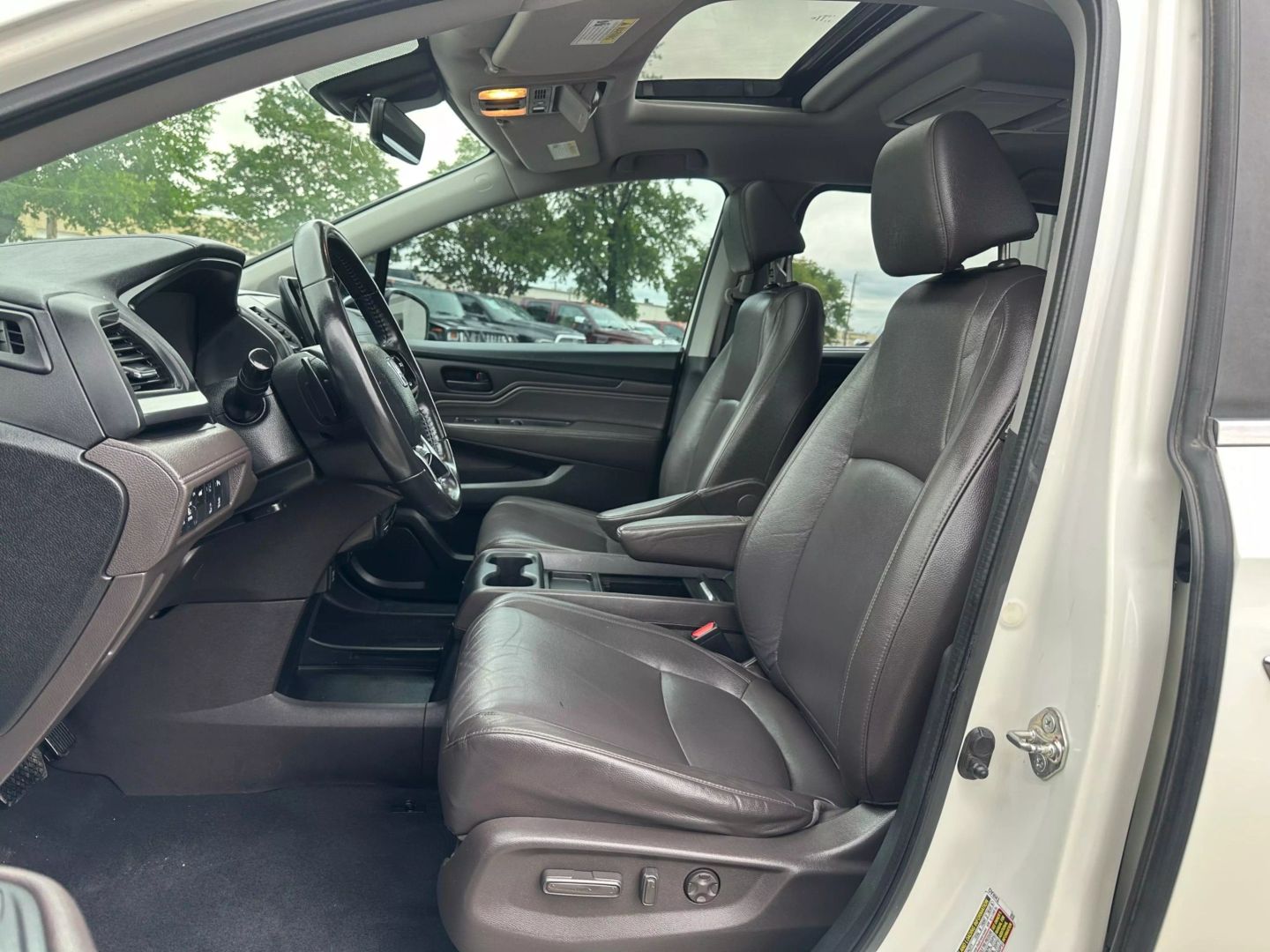 2018 Honda Odyssey - Image 14