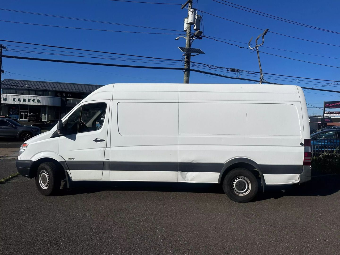 2013 Mercedes-benz Sprinter 2500 Cargo - Image 9