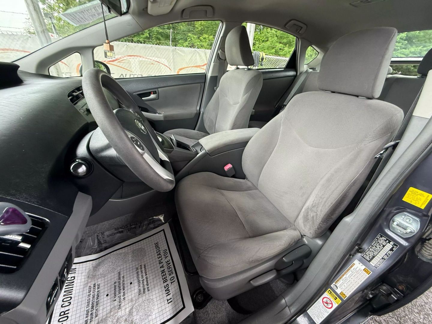2010 Toyota Prius - Image 16