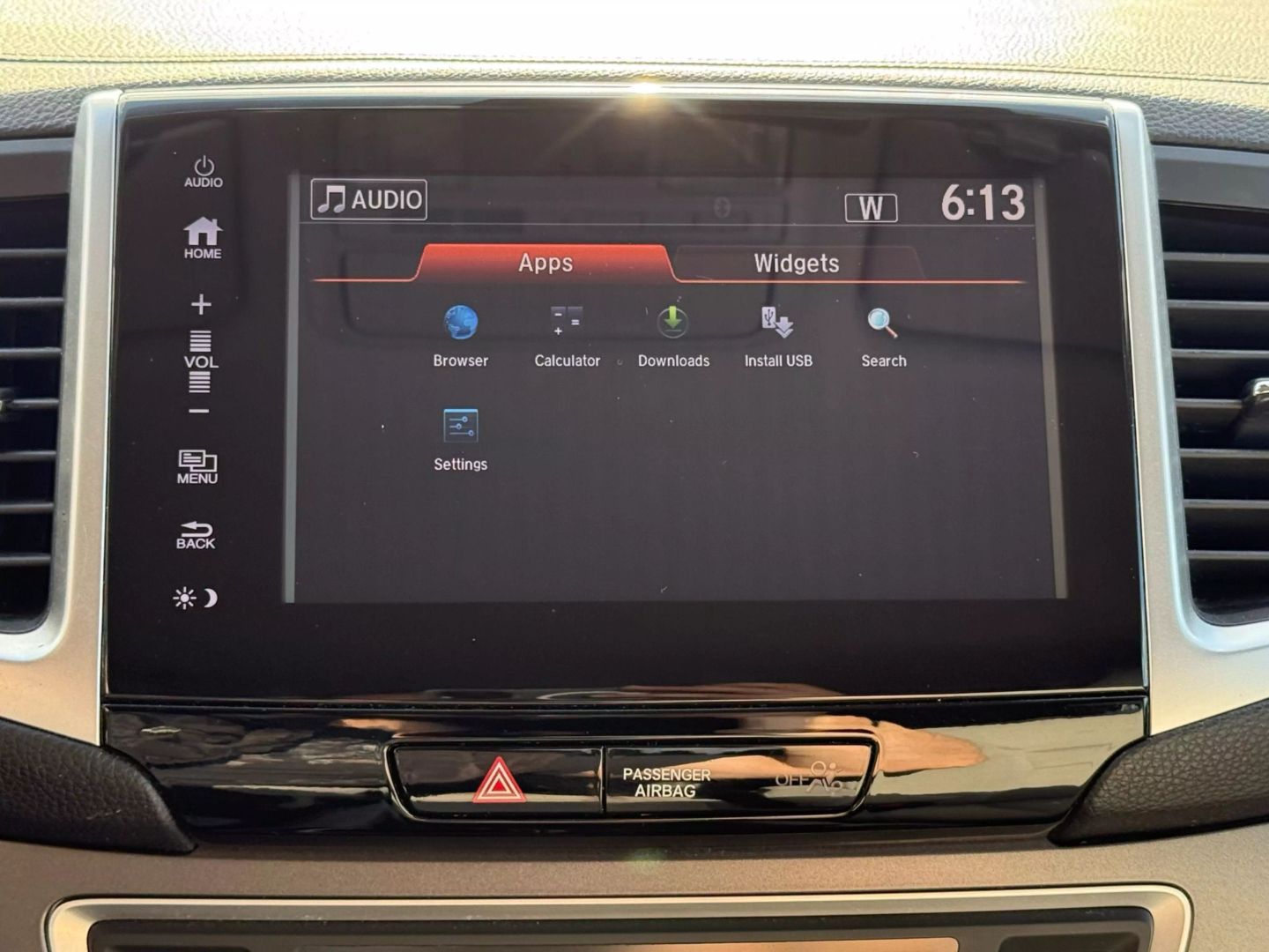 2017 Honda Pilot - Image 34