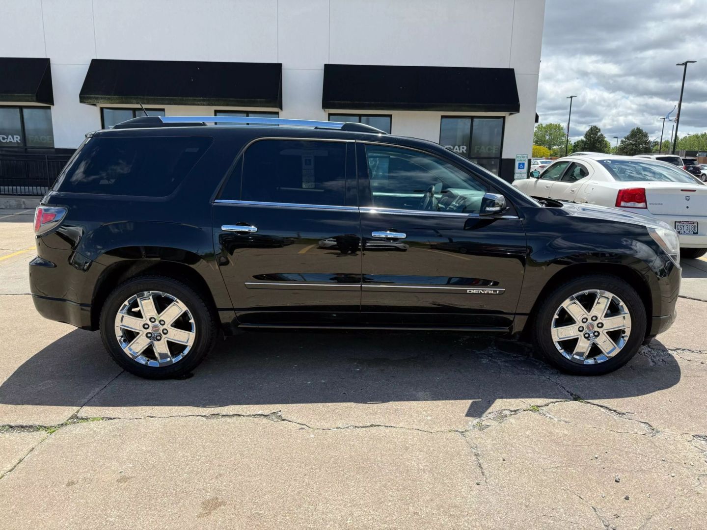 2016 Gmc Acadia - Image 17