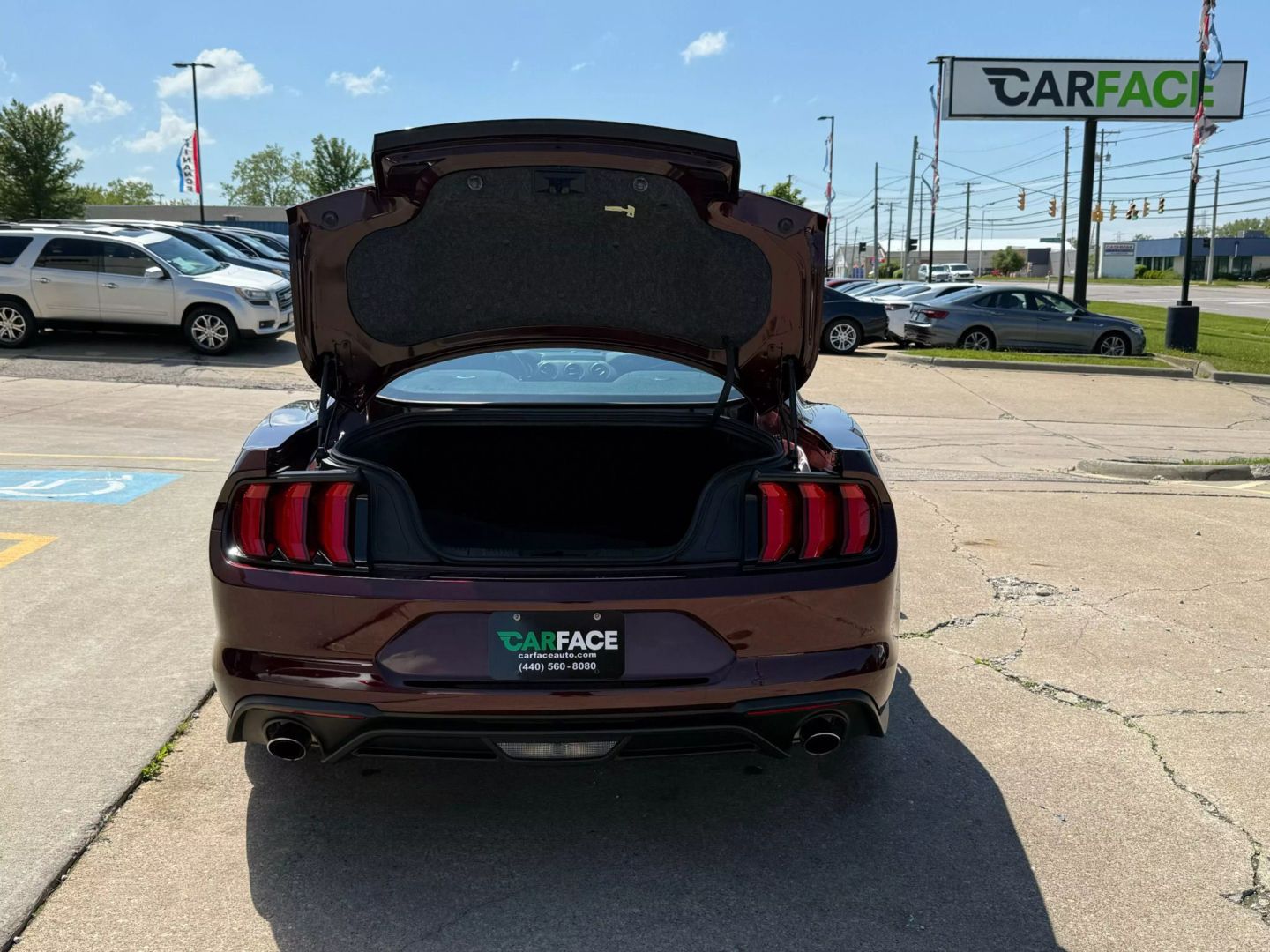 2018 Ford Mustang - Image 12