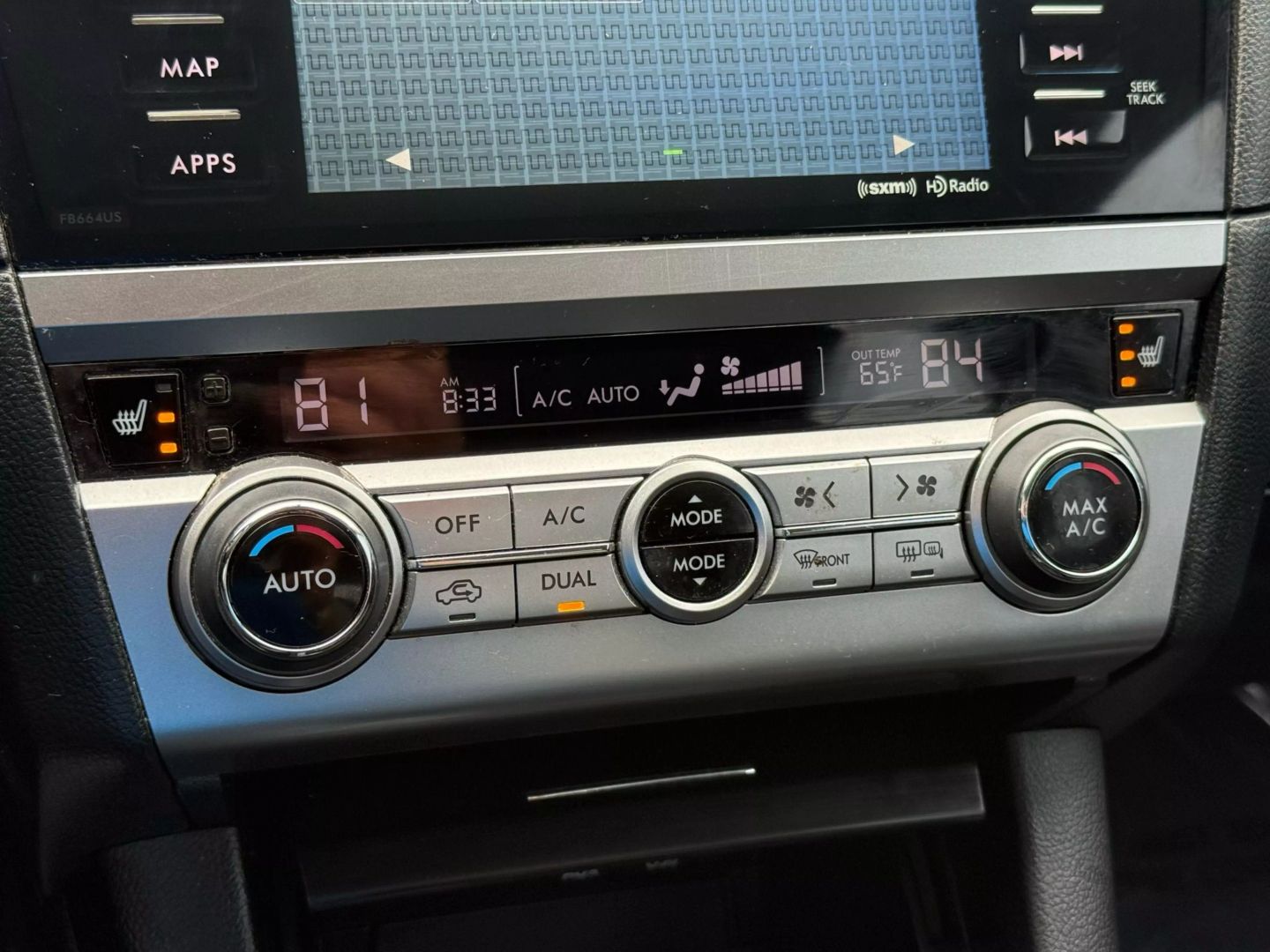 2015 Subaru Legacy - Image 39