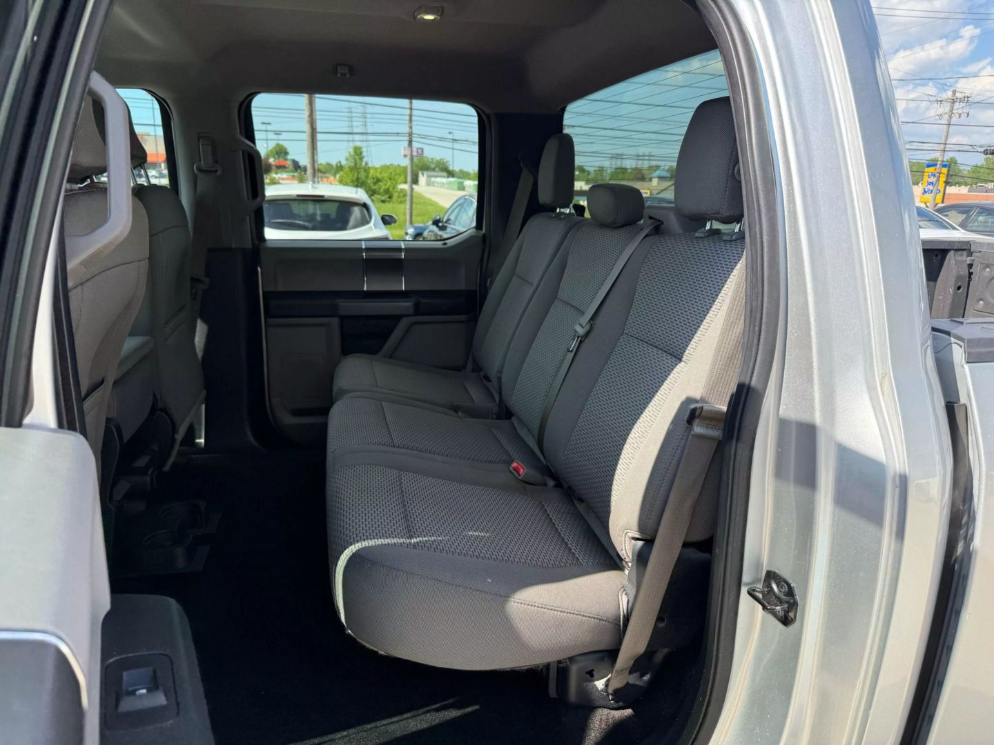 2015 Ford F150 Supercrew Cab - Image 19