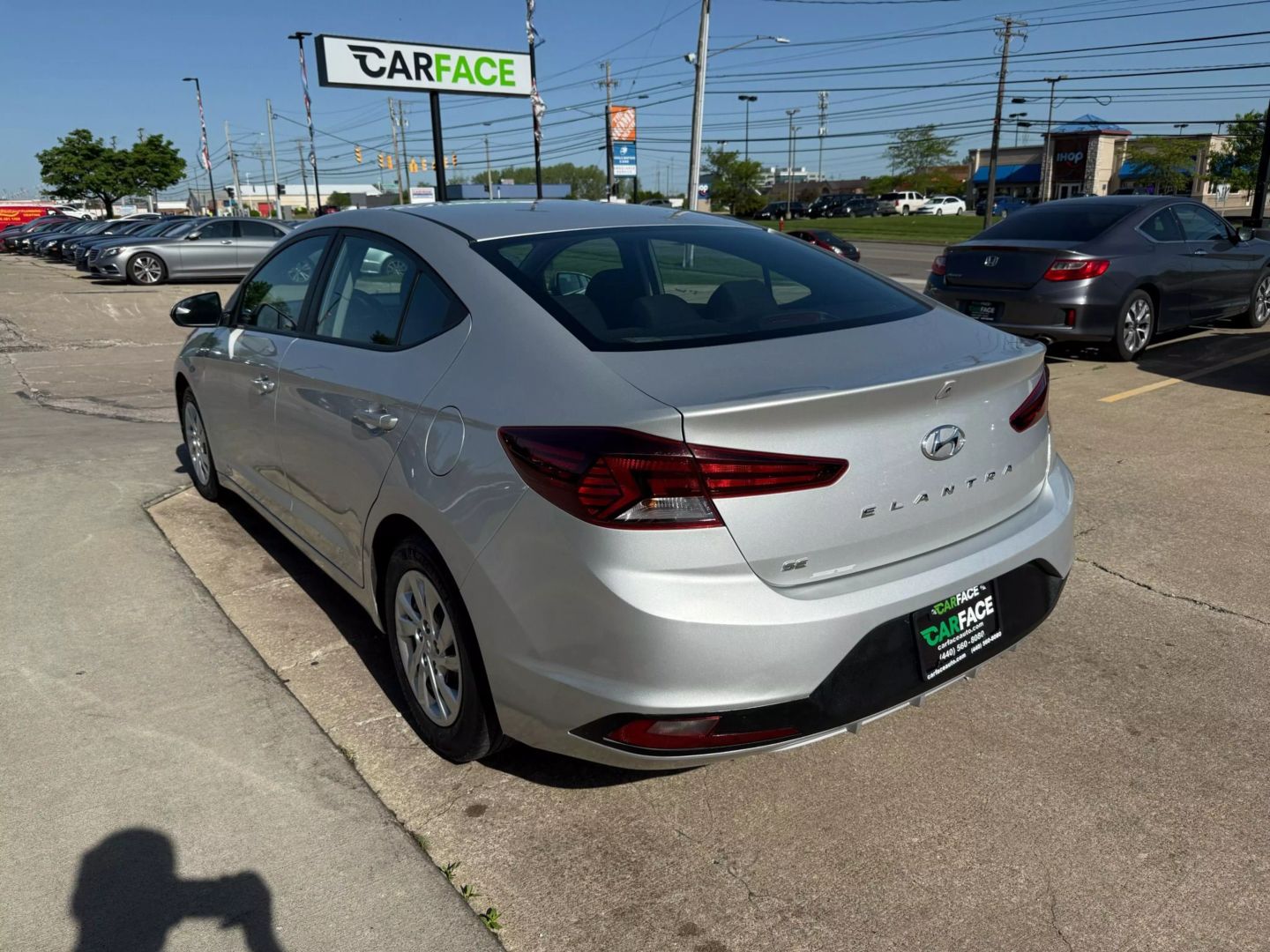 2020 Hyundai Elantra - Image 9