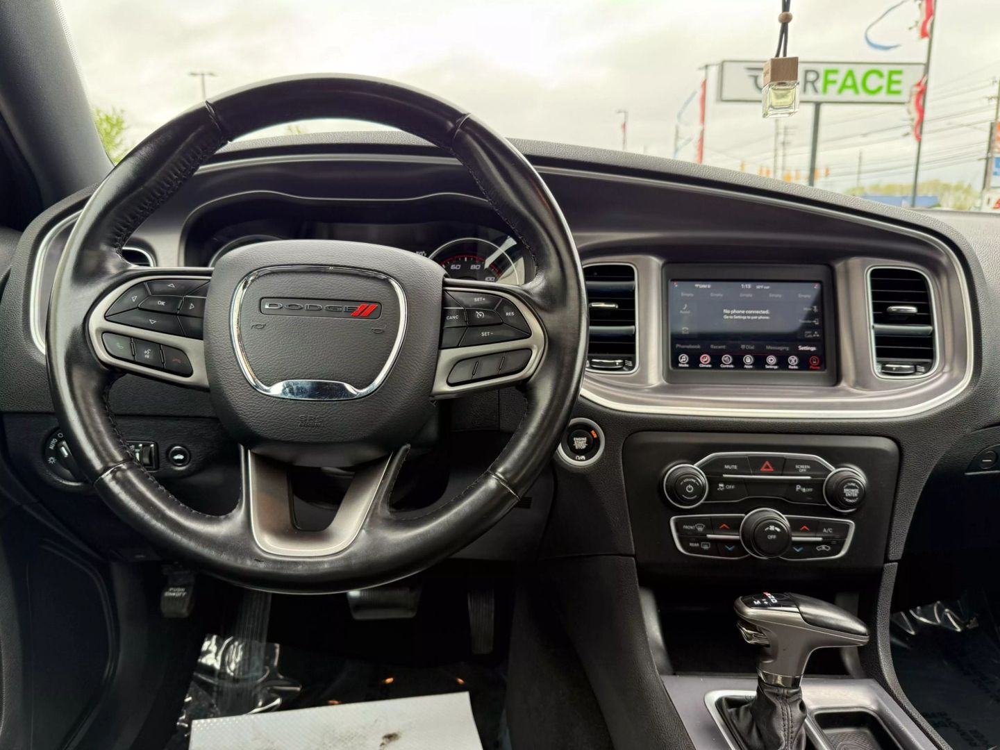 2020 Dodge Charger - Image 28