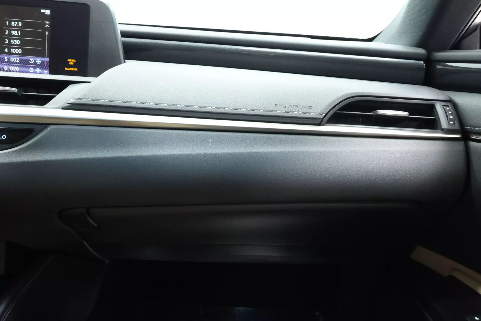 2020 Lexus Es - Image 90
