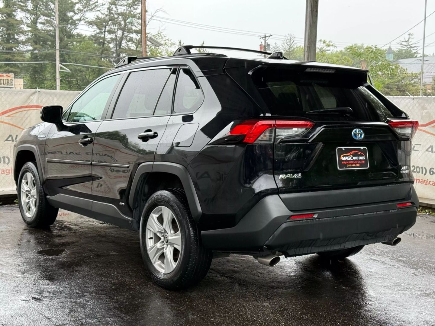 2021 Toyota Rav4 Hybrid - Image 10