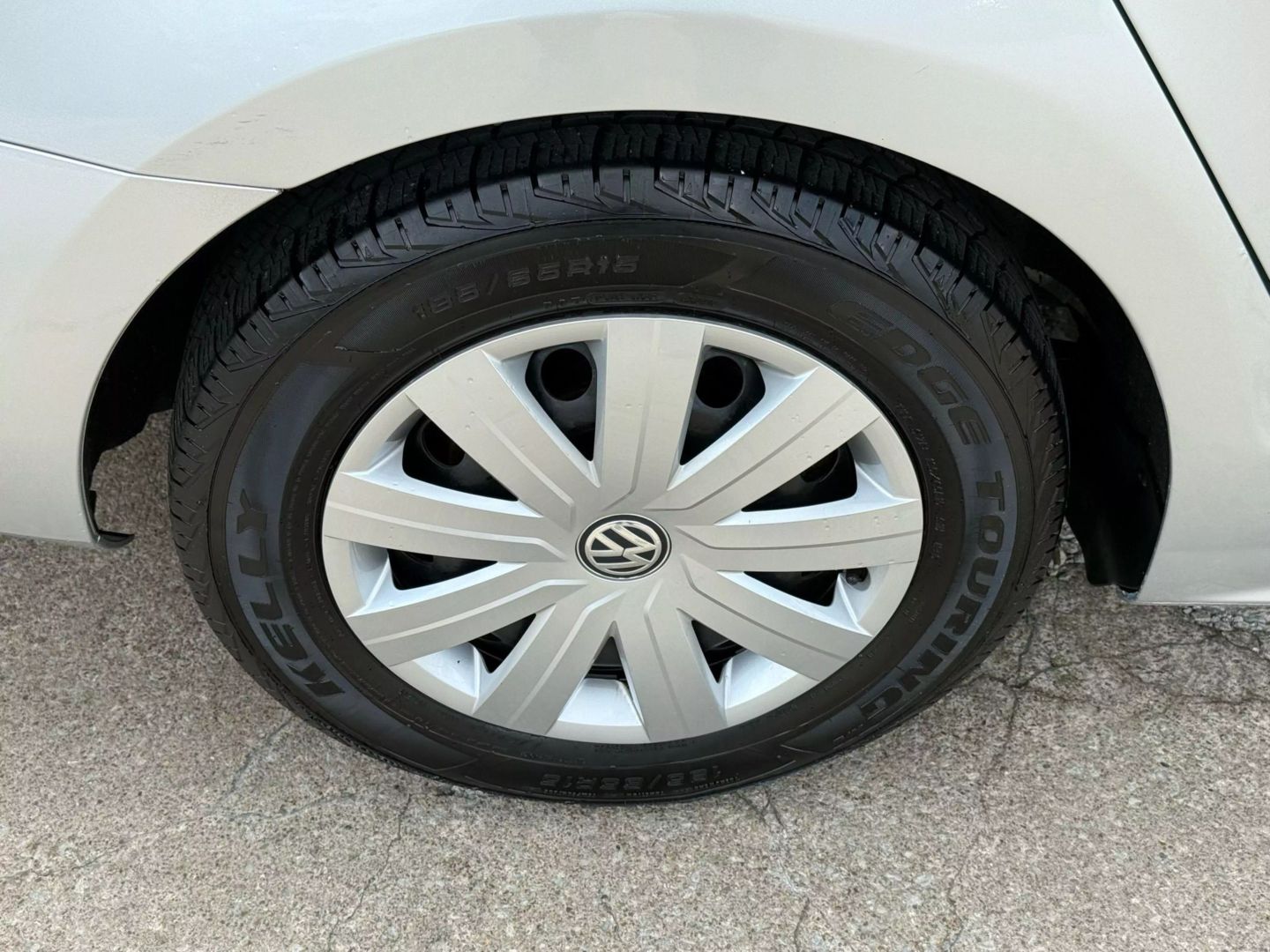 2016 Volkswagen Jetta - Image 49