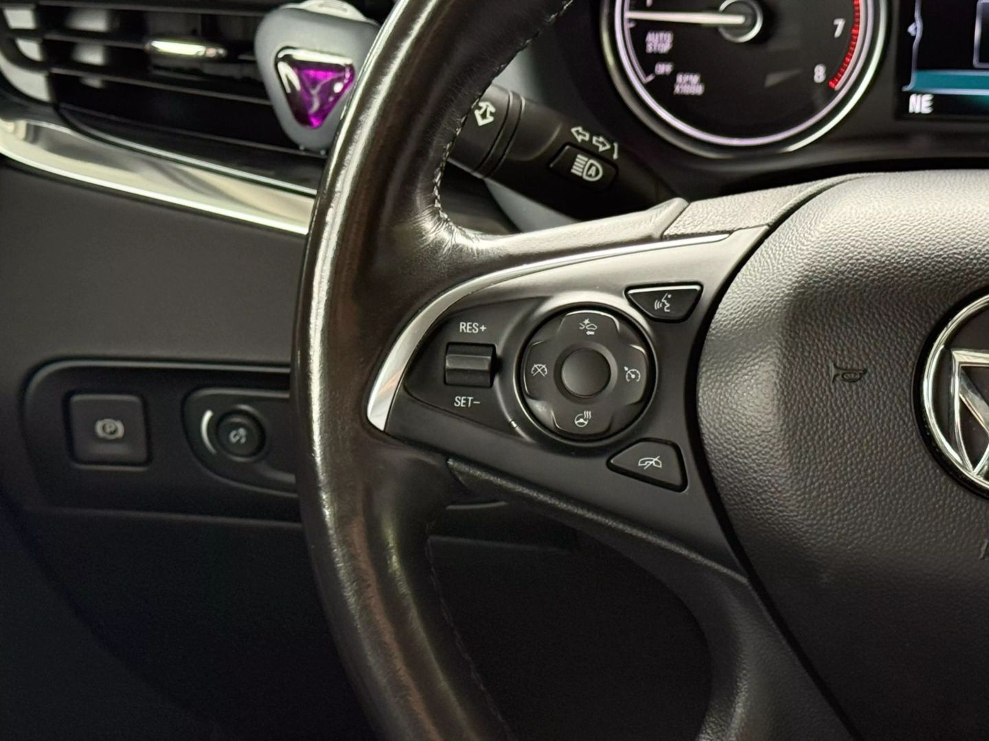 2018 Buick Enclave - Image 37