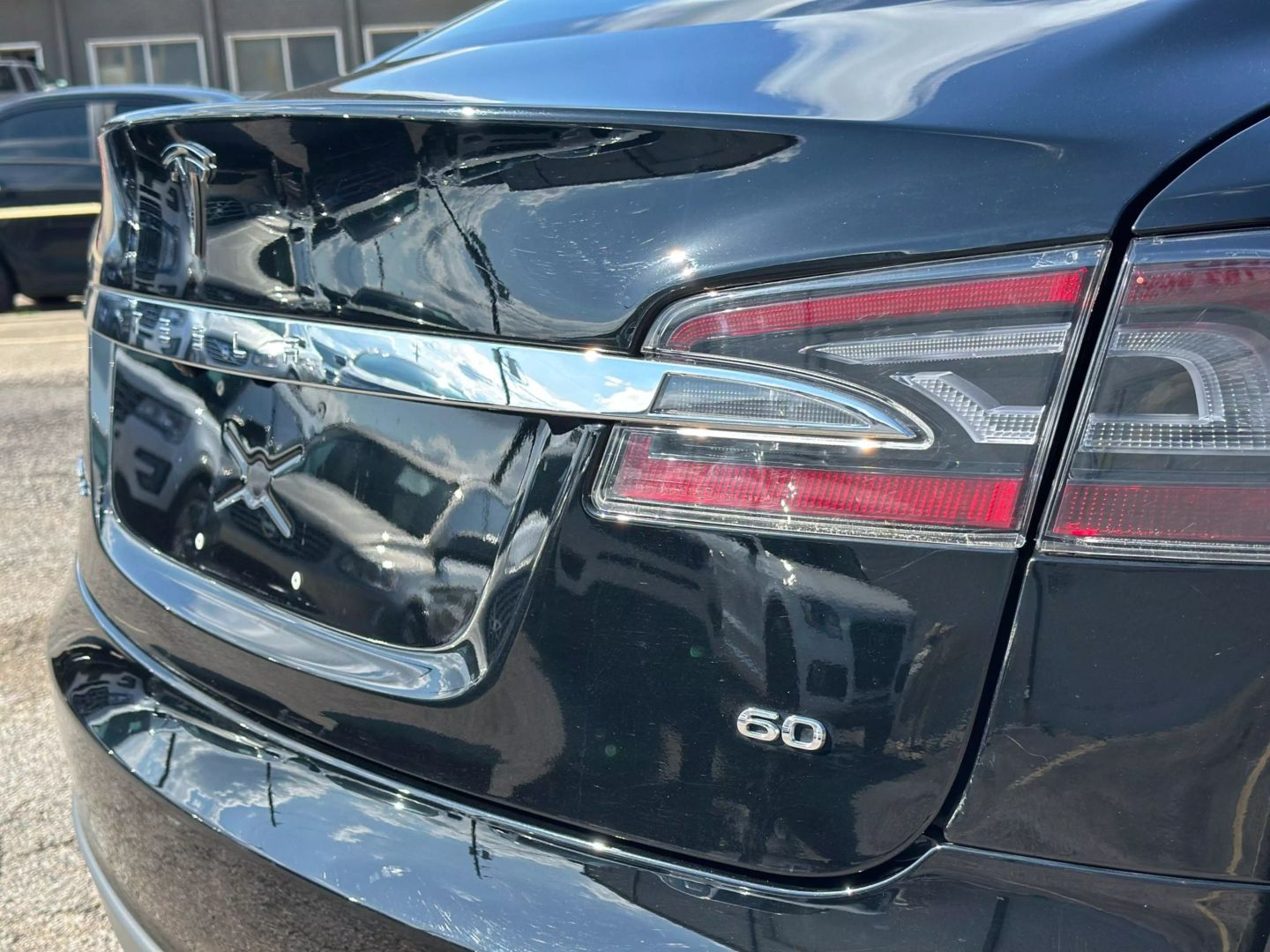 2014 Tesla Model S - Image 11