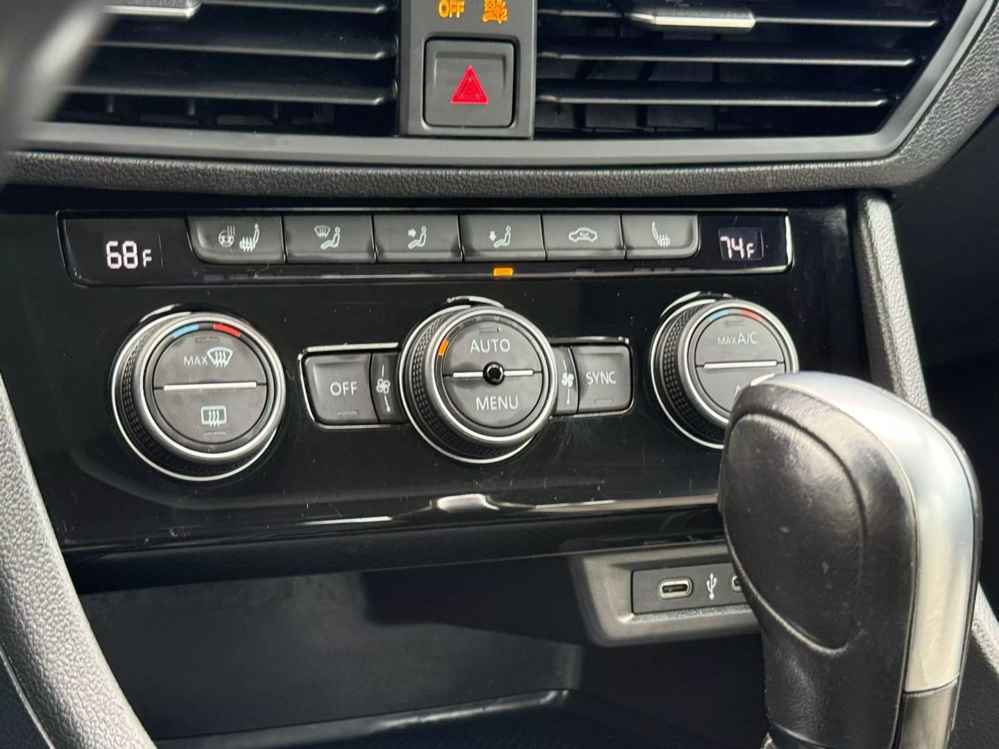 2021 Volkswagen Jetta - Image 38