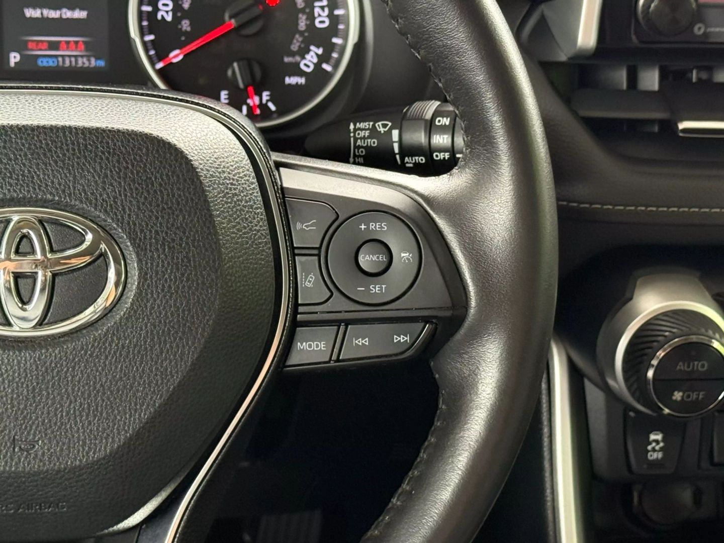 2019 Toyota Rav4 - Image 35