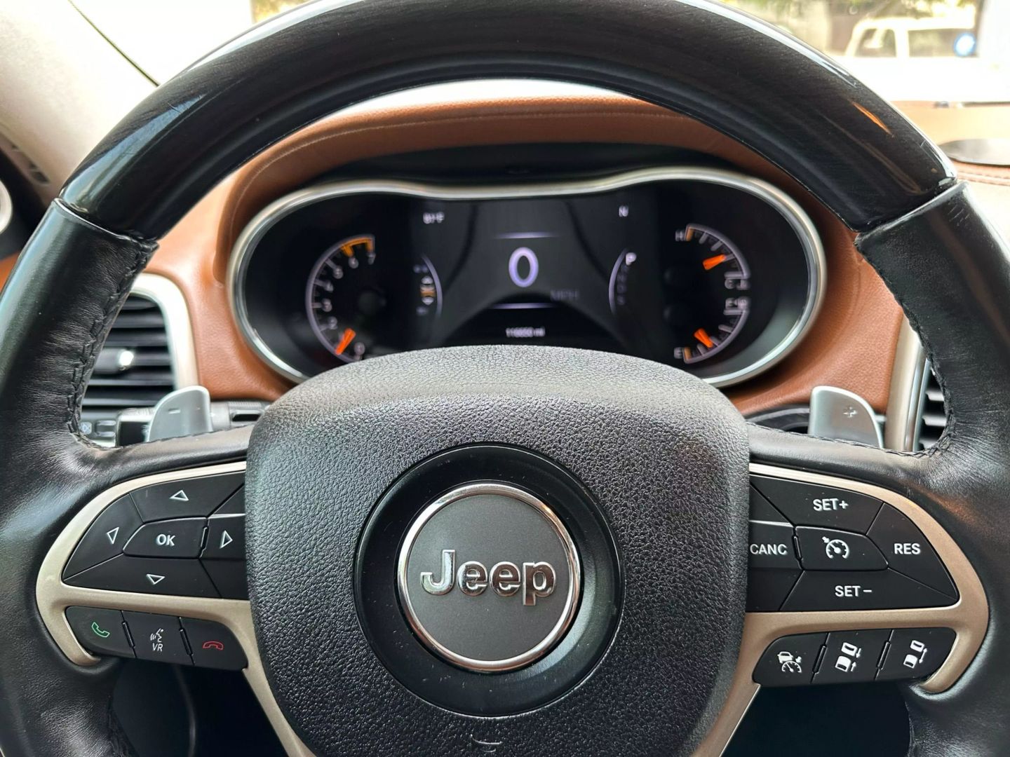 2015 Jeep Grand Cherokee - Image 47